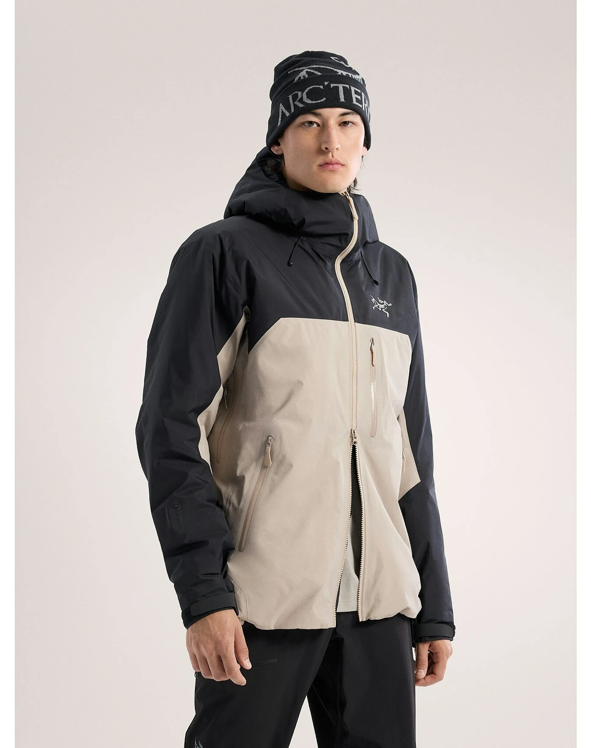Men's Beta Insulated Jacket (Past Season)