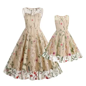 Mommy and Me Matching Floral Dresses Mom and Daughter Dress Women Mesh Flower Embroidered Dress Girls Tulle Embroidery Dress