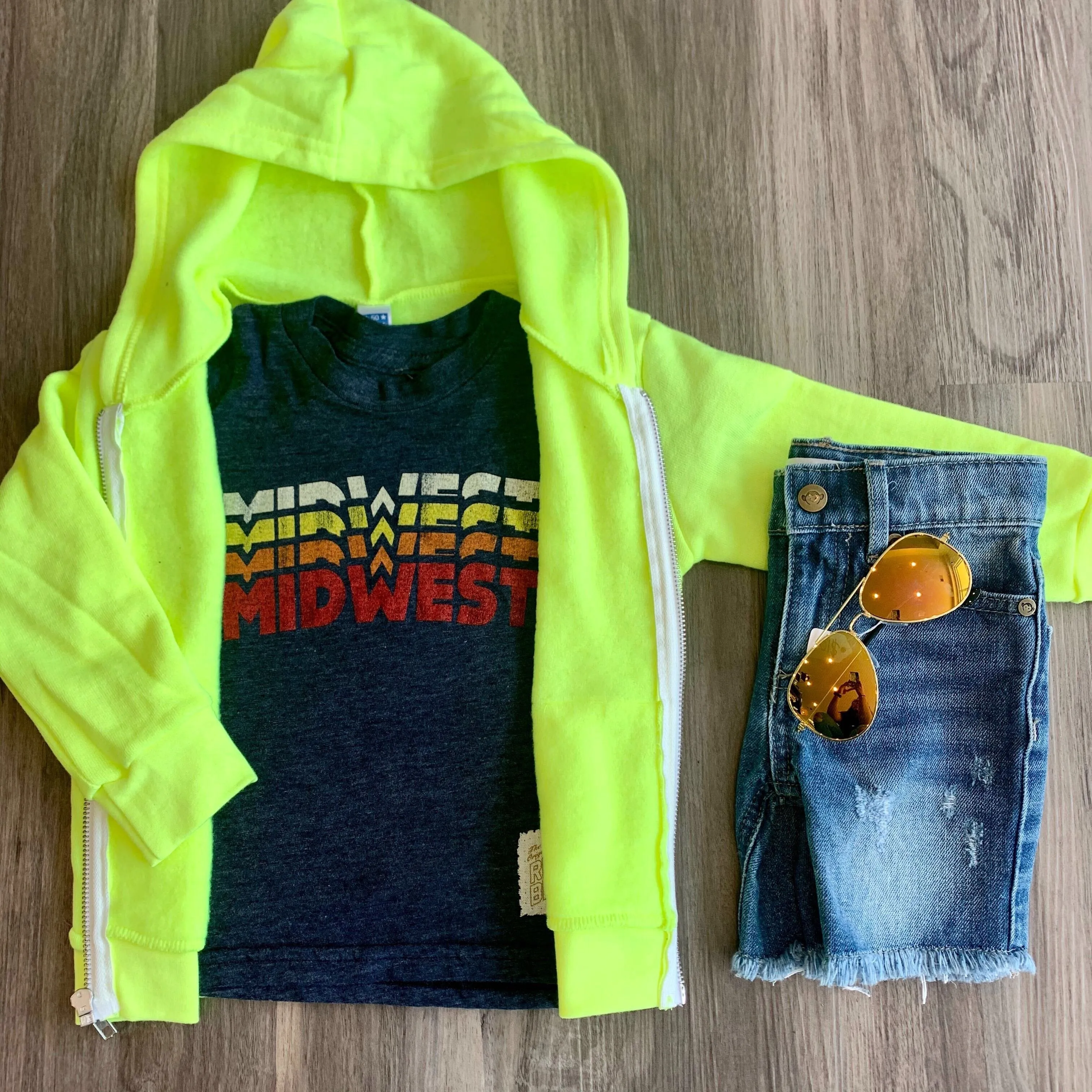 Retro Brand - Kids' Multi-Color MIDWEST Tee in Navy